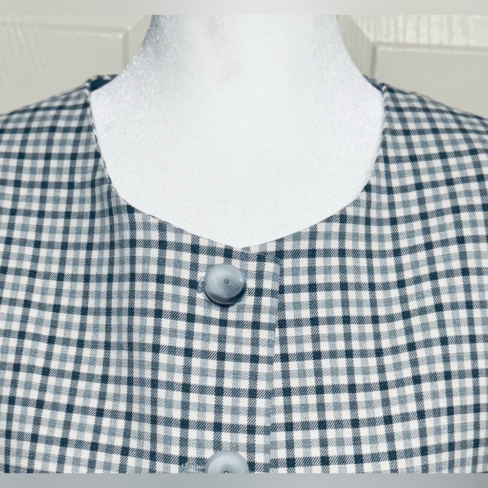Rachel Zoe Gray and White Checkered Women’s Blazer
Size Medium. NWT - Picture 5 of 13